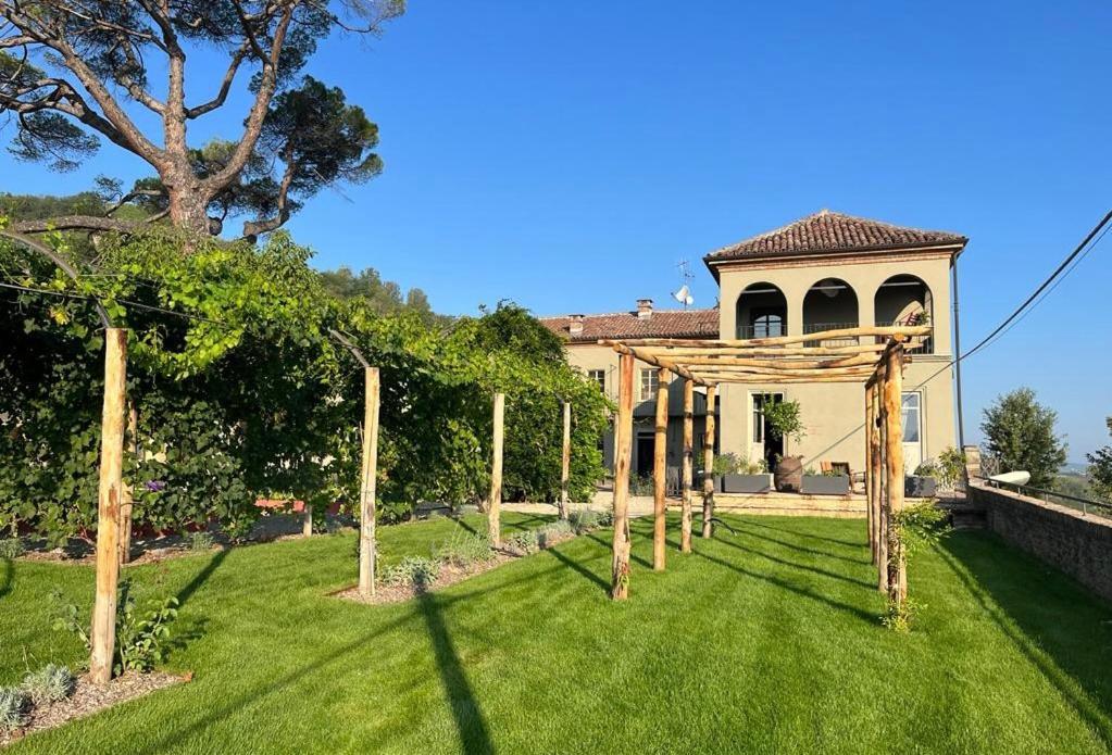 Vigne Di Fagnano 1709 Eco Relais Guest House Санто Стефано Белбо Екстериор снимка
